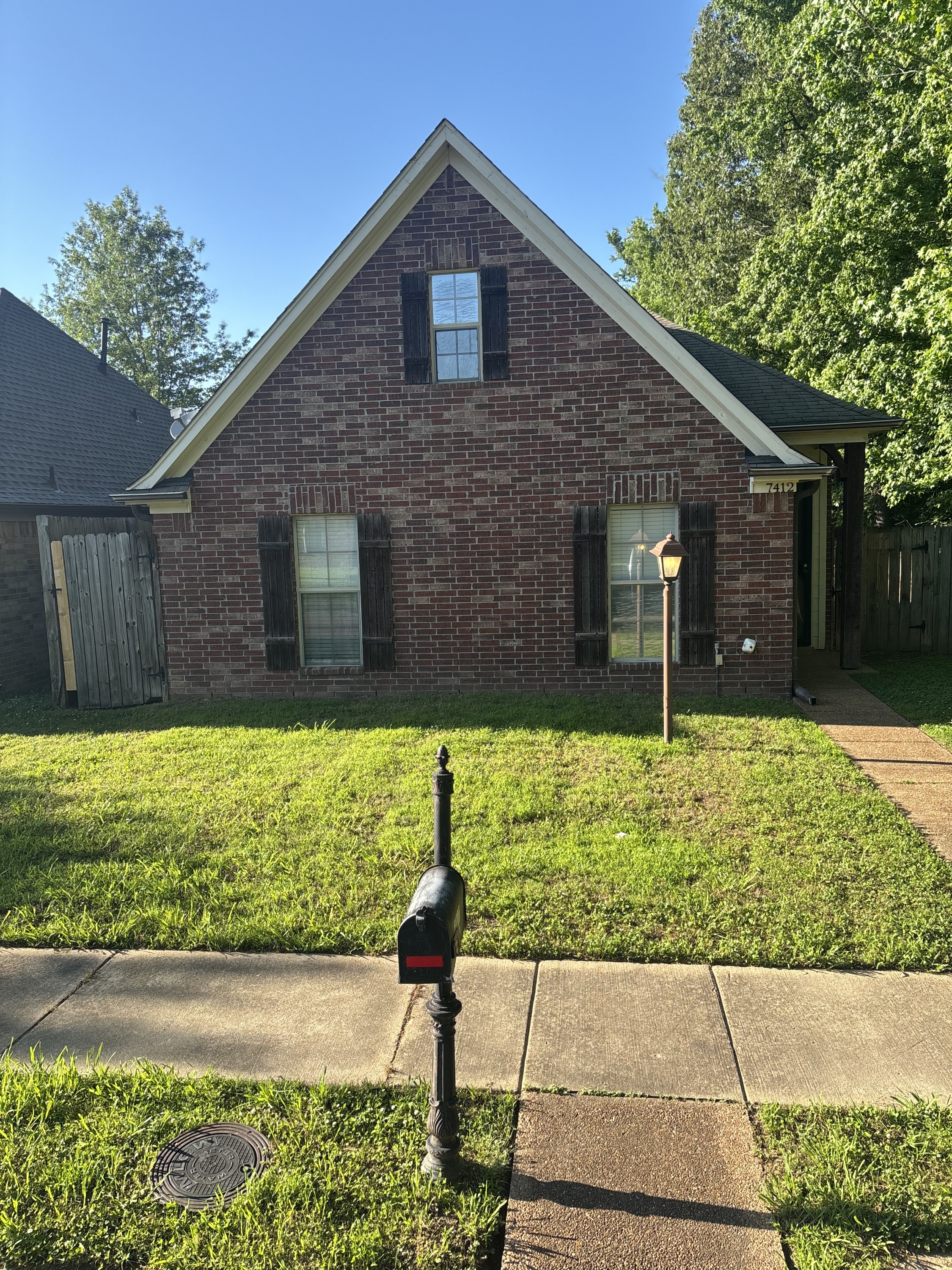 Property main image